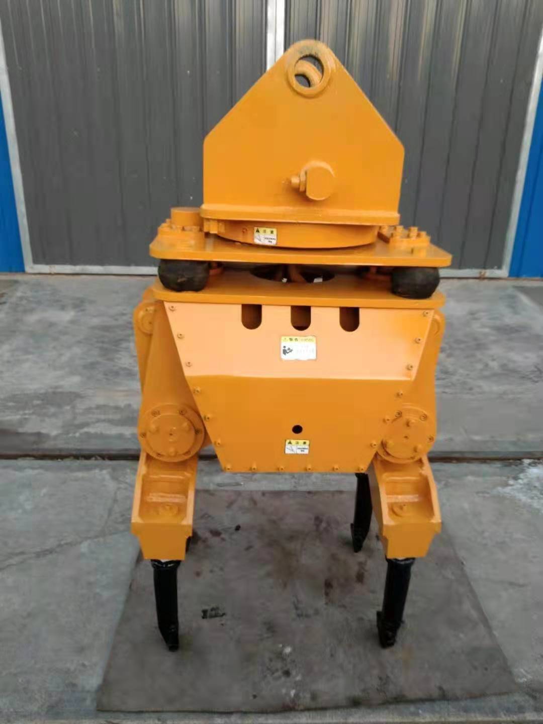 公鐵兩用挖掘機(搗固機)